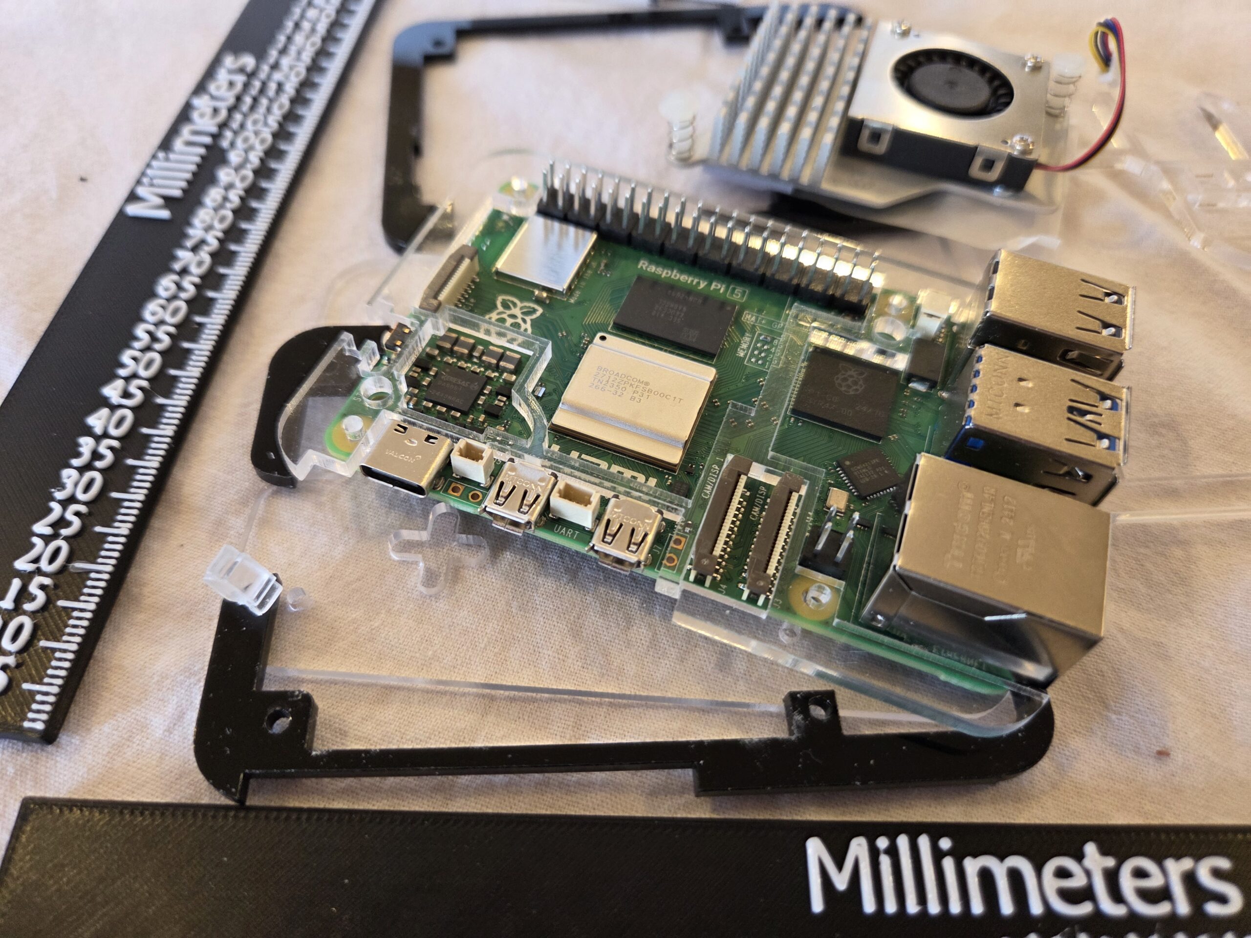 Transparent Acrylic Case for Raspberry Pi 5 — Clear Snap-Fit - Image 11